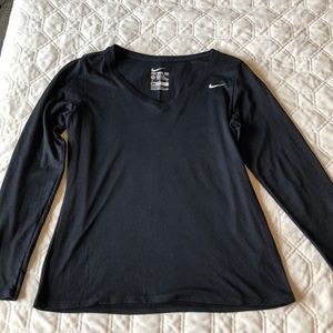 NIKE long sleeve shirt